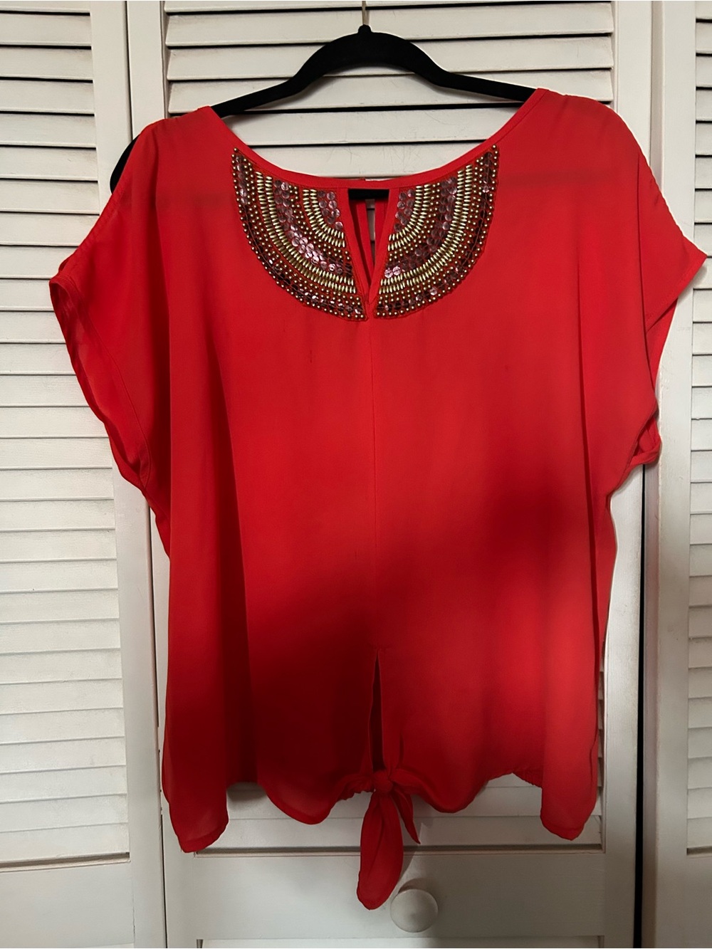 XOXO Red Beaded Neckline Tie-Hem Blouse